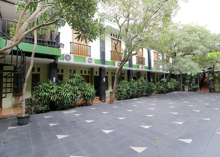 RedDoorz Plus @ Taman Siswa 2 Yogyakarta